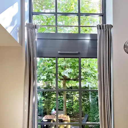 City Garden Apartment *